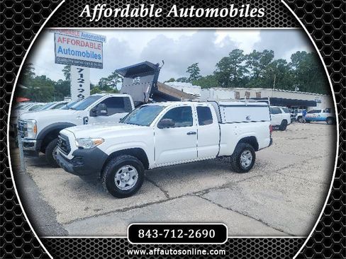 Used 2022 Toyota Tacoma SR RWD image 1