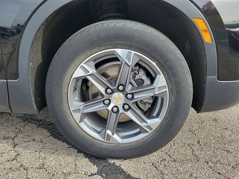 Used 2023 Chevrolet Blazer LT image 5