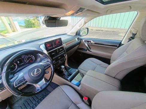 Used 2022 Lexus GX 460 Premium w/ Premium Package AWD/4WD image 29