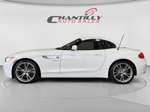 Used 2014 BMW Z4 sDrive35i image 2