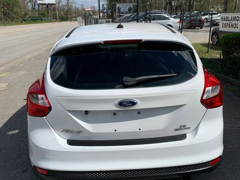 Used 2014 Ford Focus SE w/ SE Sport Package image 6