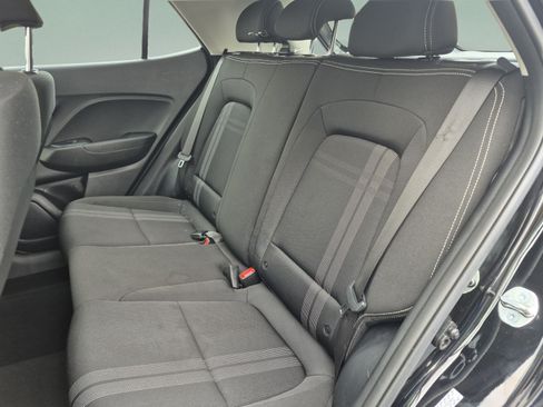 Used 2023 Hyundai Venue SEL w/ Cargo Package FWD image 17