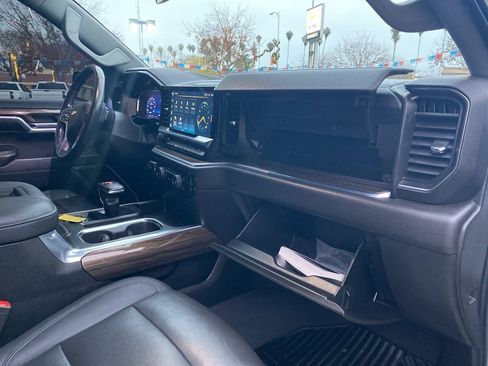 Used 2022 Chevrolet Silverado 1500 LT image 19