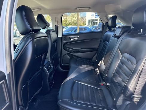 Used 2022 Ford Edge SEL w/ Convenience Package AWD/4WD image 23