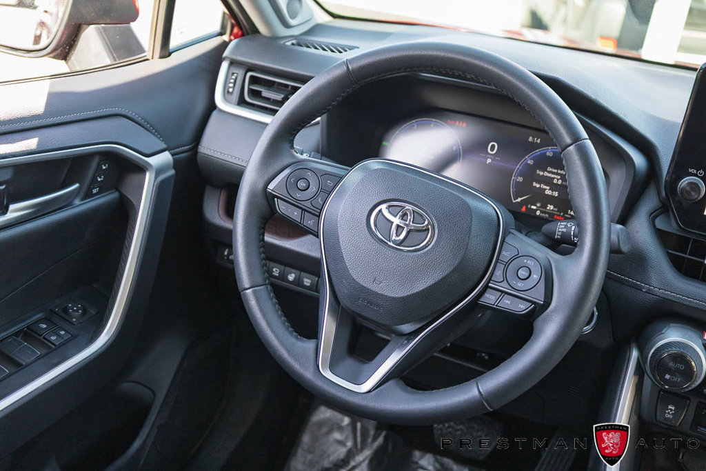 Used 2025 Toyota RAV4 Limited w/ Advanced Technology Package AWD/4WD image 37