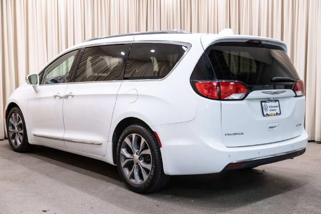 Used 2019 Chrysler Pacifica Limited FWD image 5