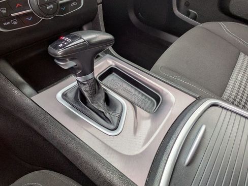 Used 2022 Dodge Charger SXT image 23