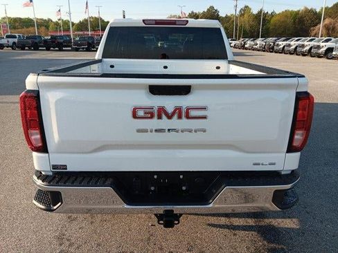 New 2026 GMC Sierra 1500 SLE RWD image 4
