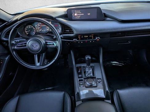 Used 2020 MAZDA MAZDA3 Hatchback w/ Preferred Package image 16