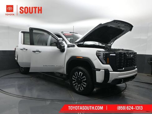 Used 2024 GMC Sierra 2500 Denali Ultimate AWD/4WD image 63