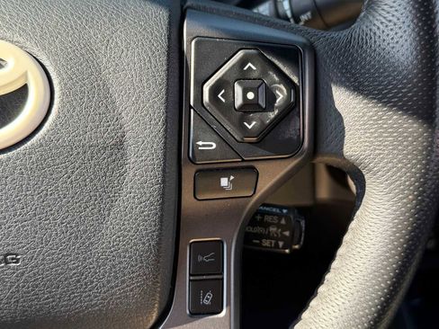 Used 2020 Toyota Tacoma TRD Off-Road w/ Technology Package RWD image 21