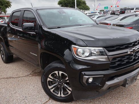 Used 2021 Chevrolet Colorado Z71 w/ Safety Package AWD/4WD image 1