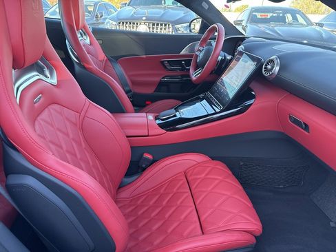 Used 2025 Mercedes-Benz AMG GT 63 image 7