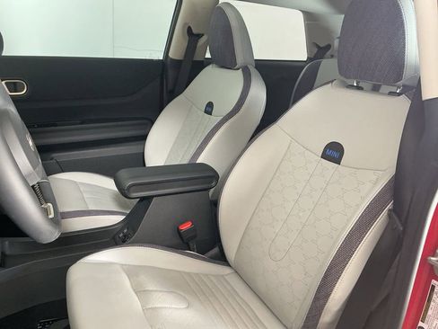 Certified 2025 MINI Cooper S image 18