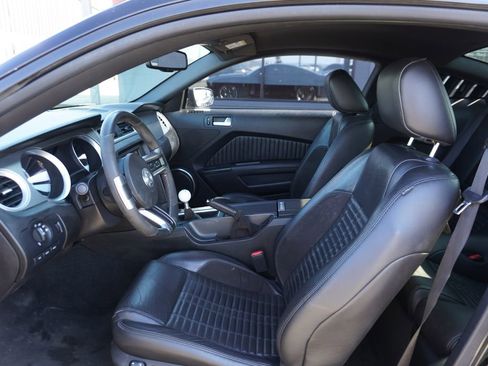 Used 2011 Ford Mustang Shelby GT500 w/ SVT Performance Pkg image 2
