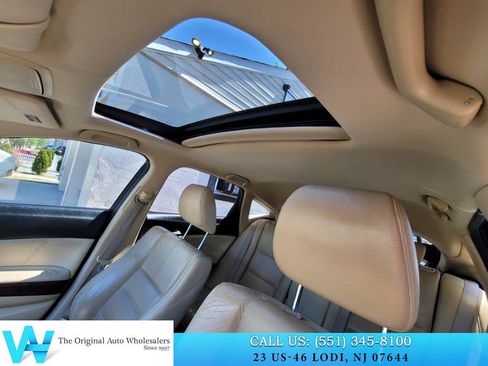 Used 2011 Honda Crosstour EX-L image 10