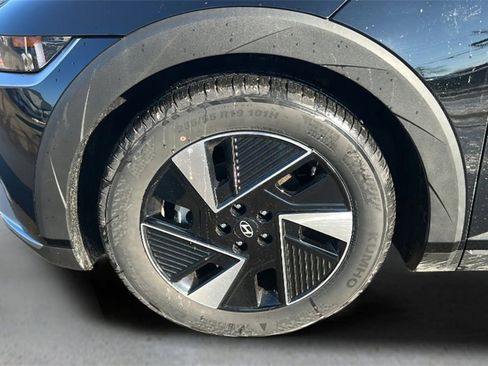 Certified 2025 Hyundai Ioniq 5 SE image 9