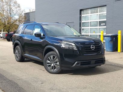 New 2025 Nissan Pathfinder SV