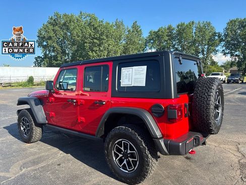 Used 2026 Jeep Wrangler Unlimited Rubicon AWD/4WD image 3