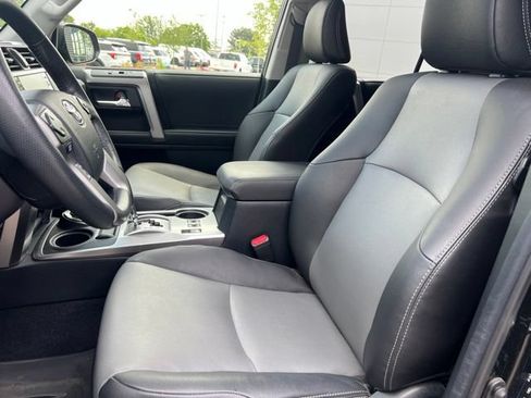 Used 2024 Toyota 4Runner SR5 Premium w/ Moonroof Package AWD/4WD image 21