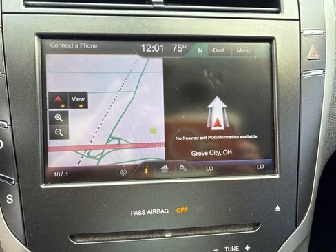 Used 2014 Lincoln MKZ AWD image 17