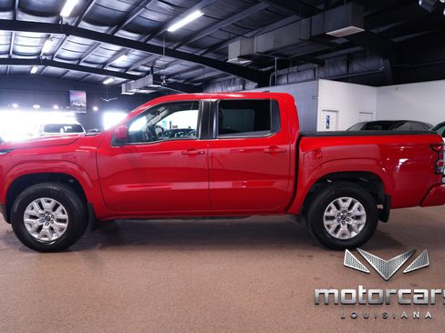 Used 2022 Nissan Frontier SV image 4