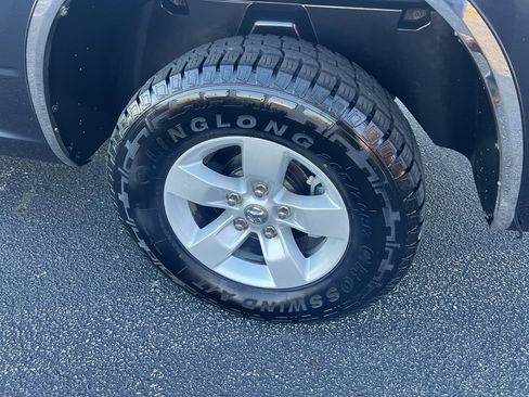 Used 2017 RAM 1500 Classic SLT image 7