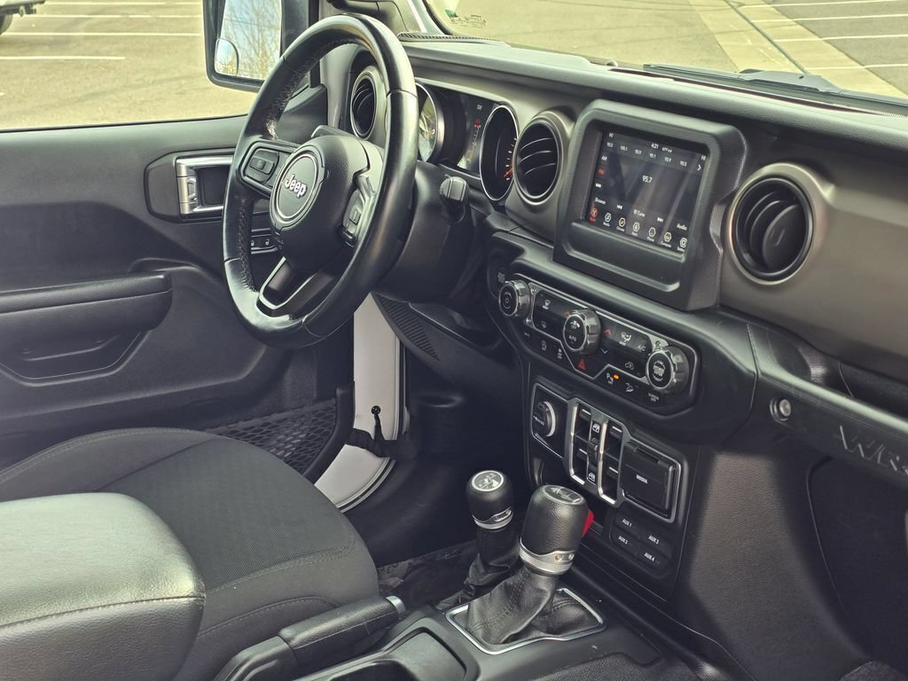 Used 2020 Jeep Wrangler Unlimited Sport AWD/4WD image 20