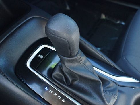 Used 2024 Toyota Corolla LE image 9