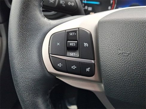 Certified 2023 Ford Explorer XLT image 21