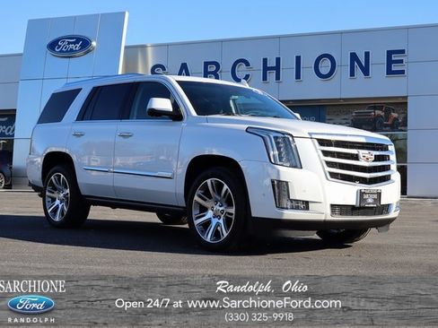 Used 2019 Cadillac Escalade Premium Luxury image 1