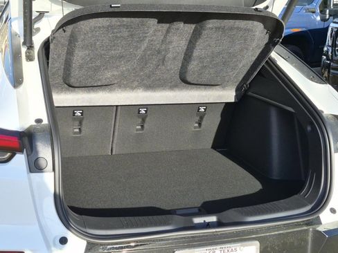 New 2026 Buick Envista Sport Touring w/ Convenience I Package FWD image 6