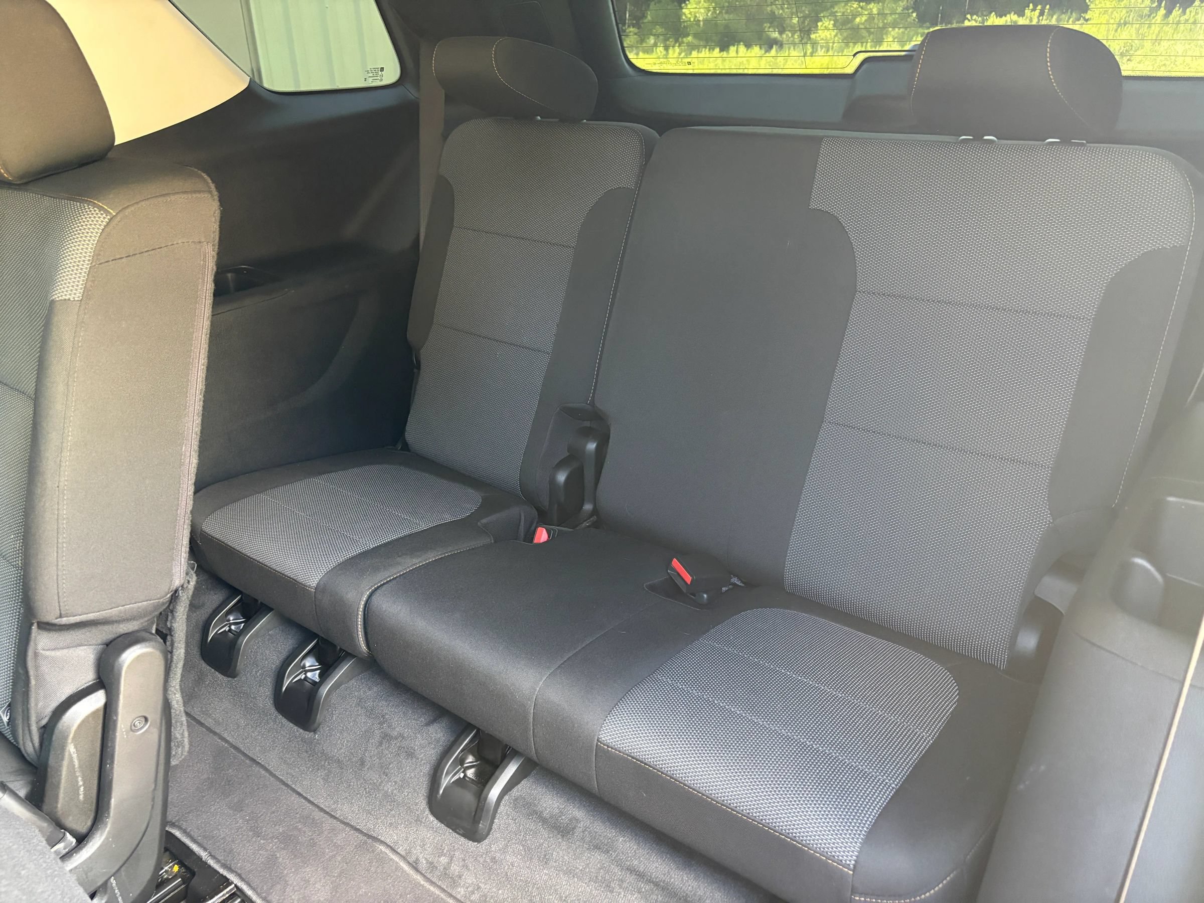 Used 2020 Chevrolet Traverse LS FWD image 14