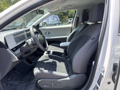 Used 2024 Hyundai Ioniq 5 SEL RWD image 13