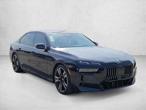 New 2026 BMW i7 eDrive50 w/ M Sport Package RWD image 6
