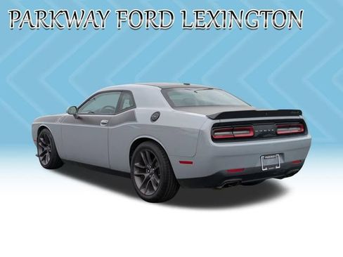 Used 2022 Dodge Challenger R/T w/ T/A Package image 7