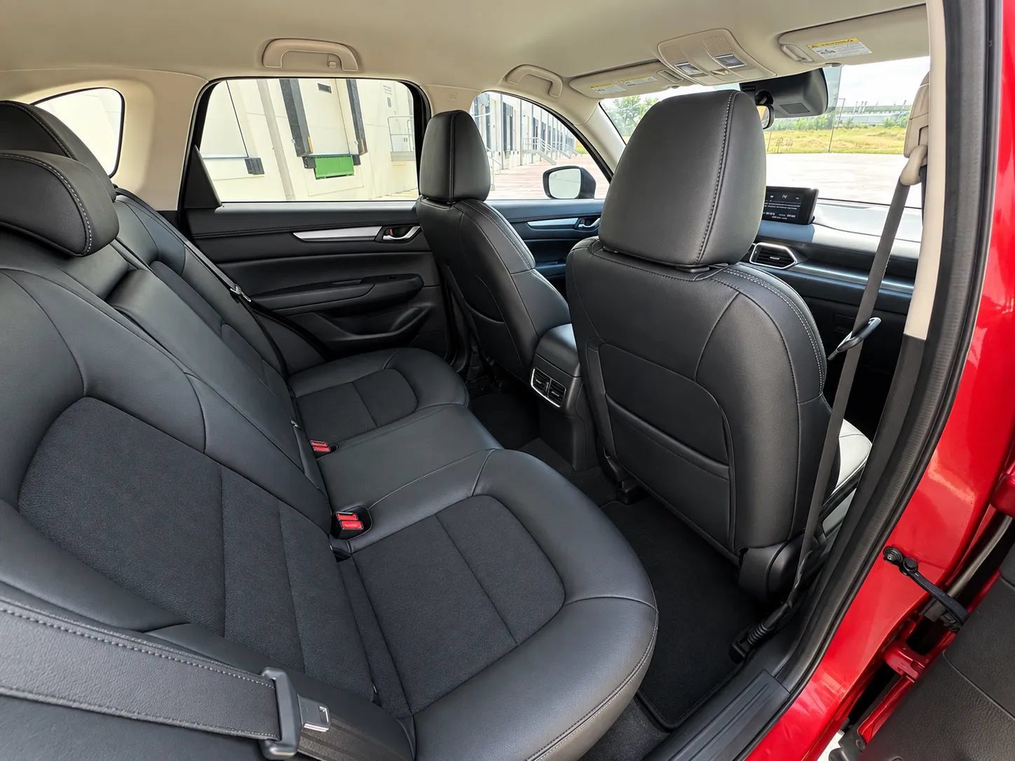 Used 2021 MAZDA CX-5 Touring FWD image 17
