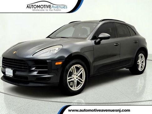 Used 2019 Porsche Macan S w/ Premium Package Plus AWD/4WD image 1