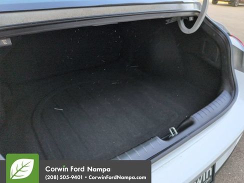 Used 2023 Hyundai Elantra SEL FWD image 29
