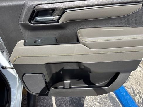 Used 2025 Chevrolet Silverado 1500 ZR2 w/ Technology Package image 54