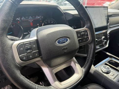 Used 2022 Ford Expedition XLT AWD/4WD image 29