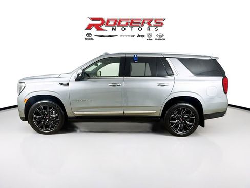 Used 2023 GMC Yukon Denali w/ Max Trailering Package image 4