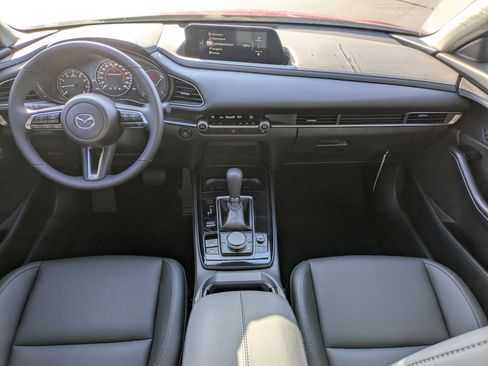 New 2025 MAZDA CX-30 AWD 2.5 S w/ Select Sport Pkg image 17