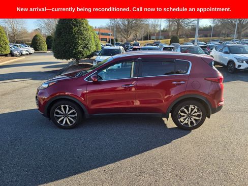 Used 2017 Kia Sportage EX image 2