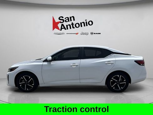 Used 2024 Nissan Sentra SV FWD image 9