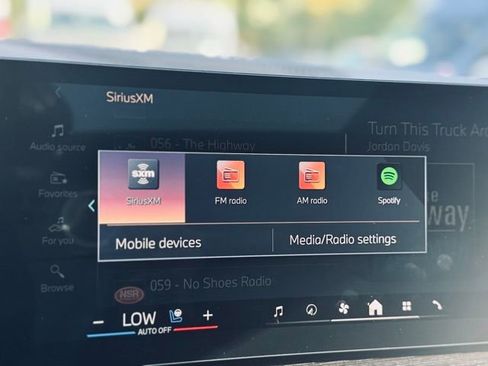 New 2026 BMW X7 xDrive40i w/ M Sport Package image 38