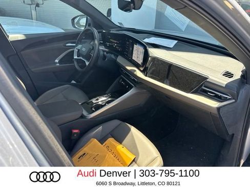 Used 2025 Audi Q5 Premium Plus w/ Premium Plus AWD/4WD image 19