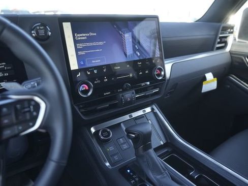 Used 2025 Lexus GX 550 w/ Cold Area Package image 27