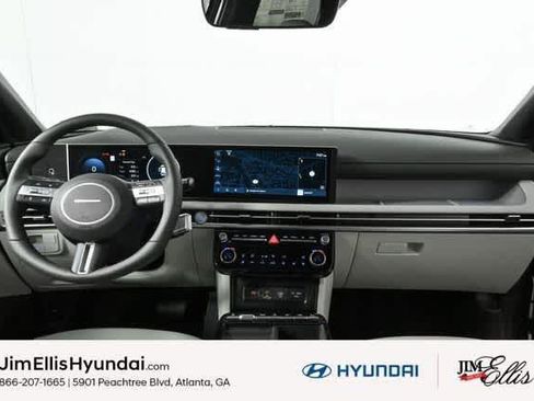 New 2025 Hyundai Tucson Limited AWD/4WD image 24