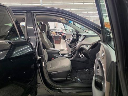 Used 2017 Hyundai Santa Fe Sport AWD/4WD image 35